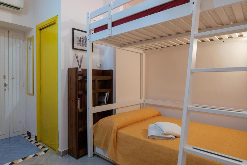 Casetta Tortina B&B เนเปิลส์ ภายนอก รูปภาพ